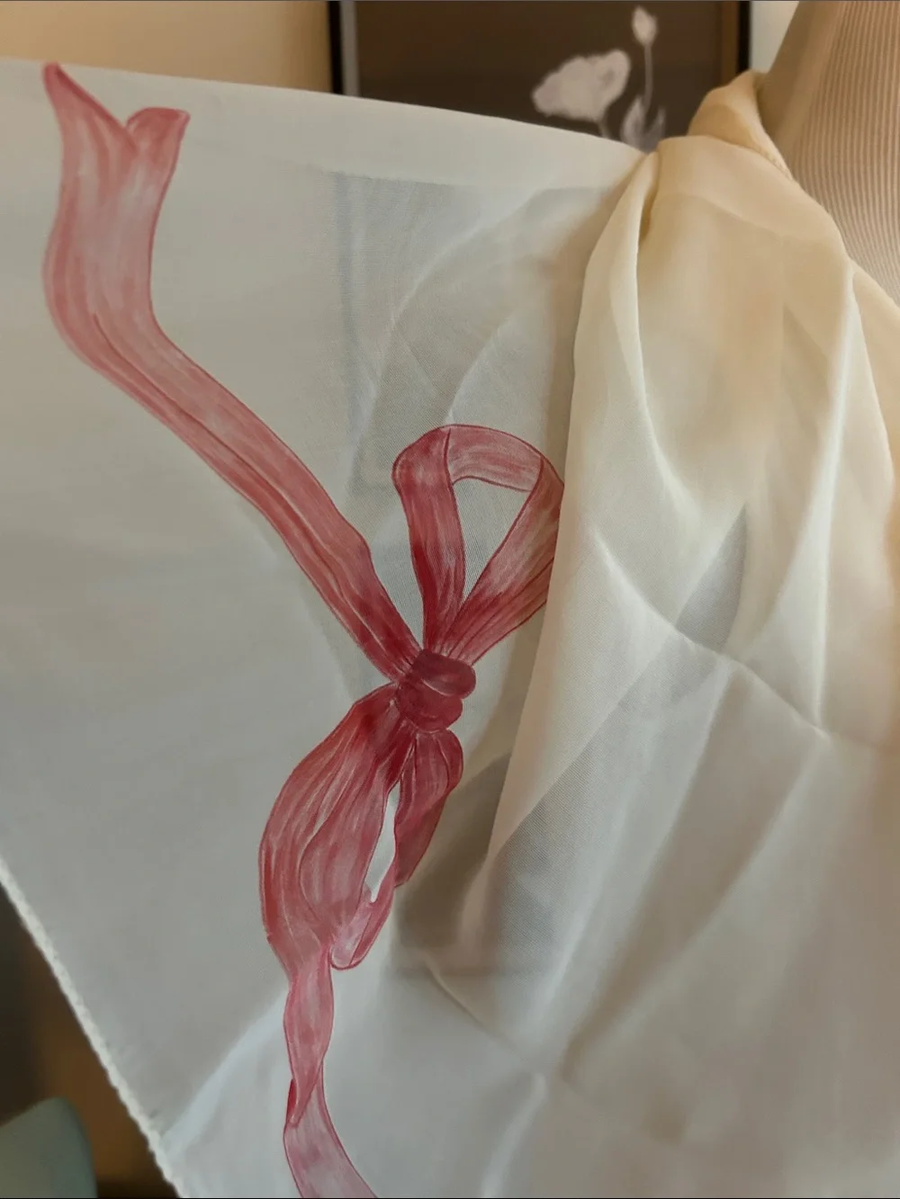 🌺🌸🌺🌸Elegant off White watercolor Floral polyester Scarf with Pink Accents